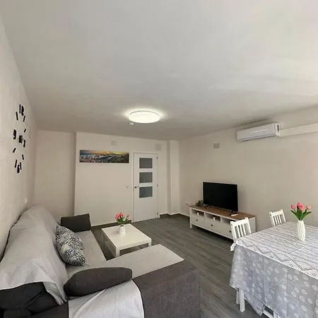 Cosy In 10' From The Beach - Rene *