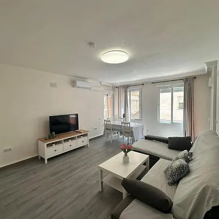 아파트 Cosy In 10' From The Beach - Rene *